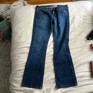 Levis low rise flare